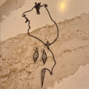 Elegant Silver Jewelry Set